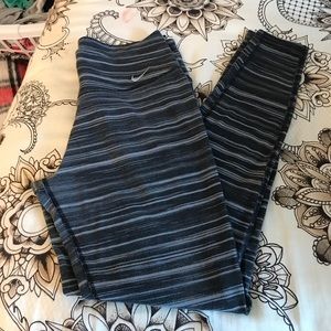 Nike leggings