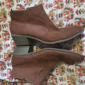 Brown ankle booties (never worn)