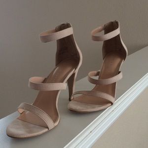 Kelly & Katie Cleo Sandal