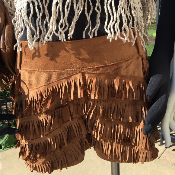 BOHO festival fringe layered faux suede shorts M - Picture 1 of 7