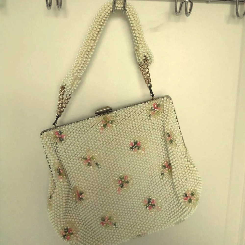 Gorgeous vintage beaded purse