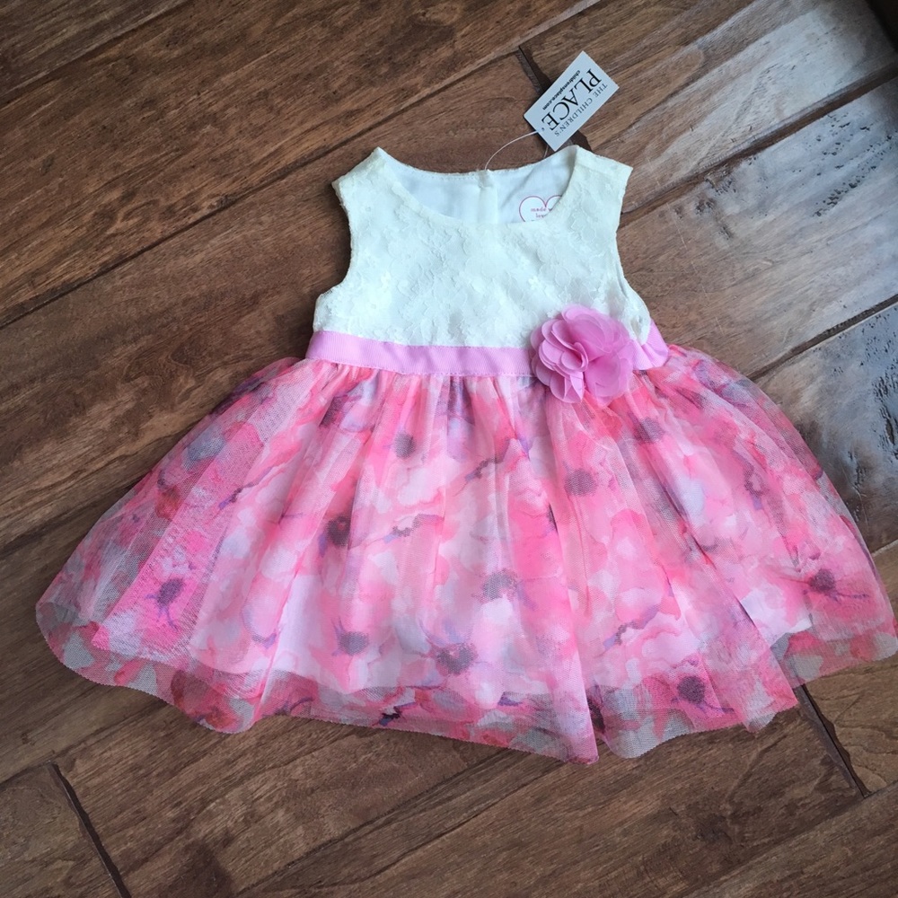 Adorable 3-6 month dress NWT includes diaper cover