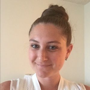 Meet your Posher, Stacey