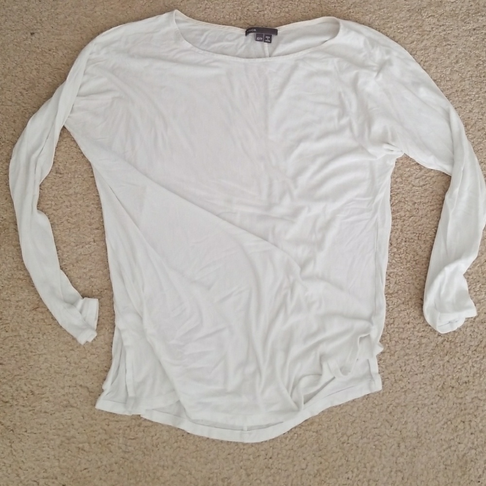 Basic Vince. Long Sleeve Tee- Xs - image 2