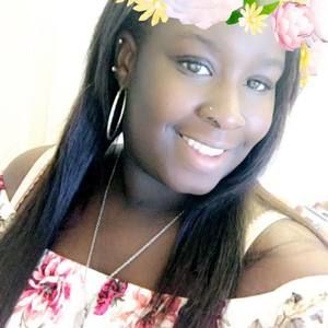 Meet your Posher, Makalia