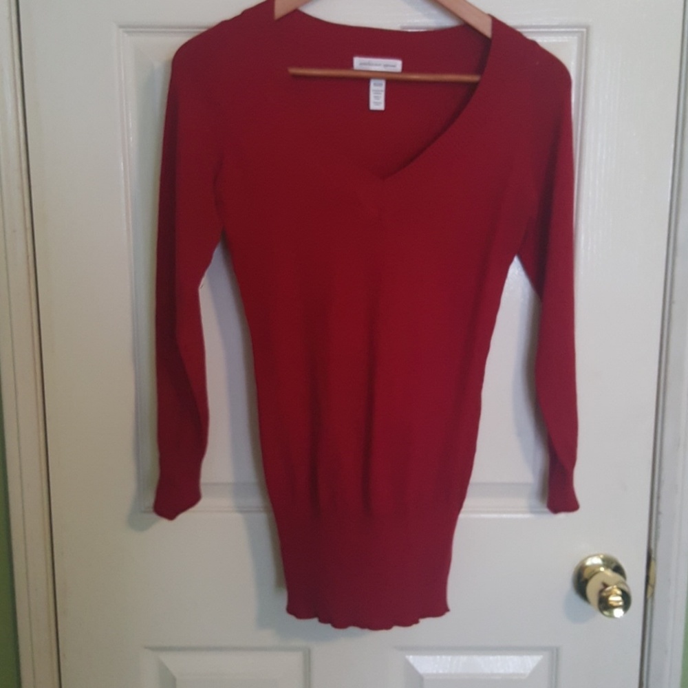 Long sleeve shirt/sweater
