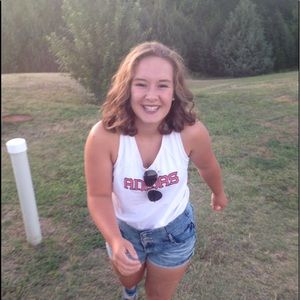 Meet your Posher, Hailey