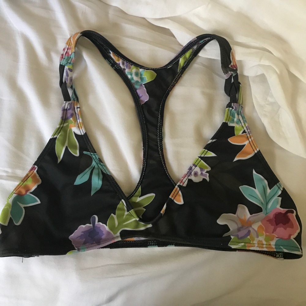Stone fox swim bikini top