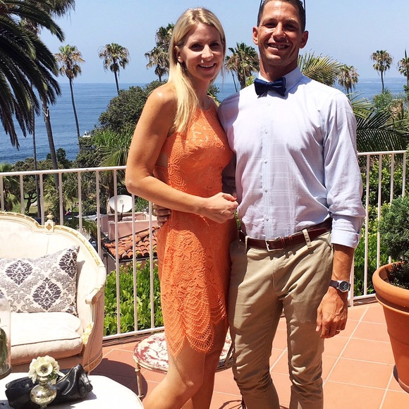 For Love And Lemons Dresses & Skirts - For Love and Lemons size 4 tangerine lace dress