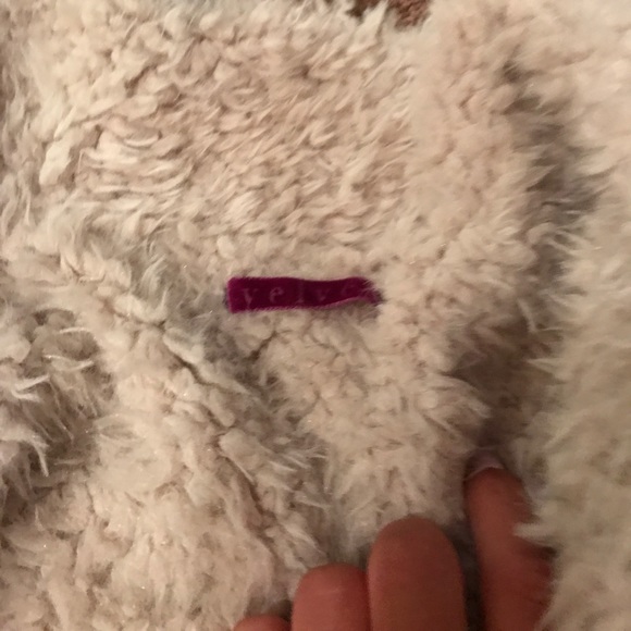 Velvet brand size P - Picture 2 of 3