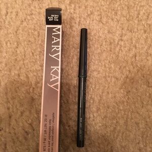 Mary Kay eyeliner