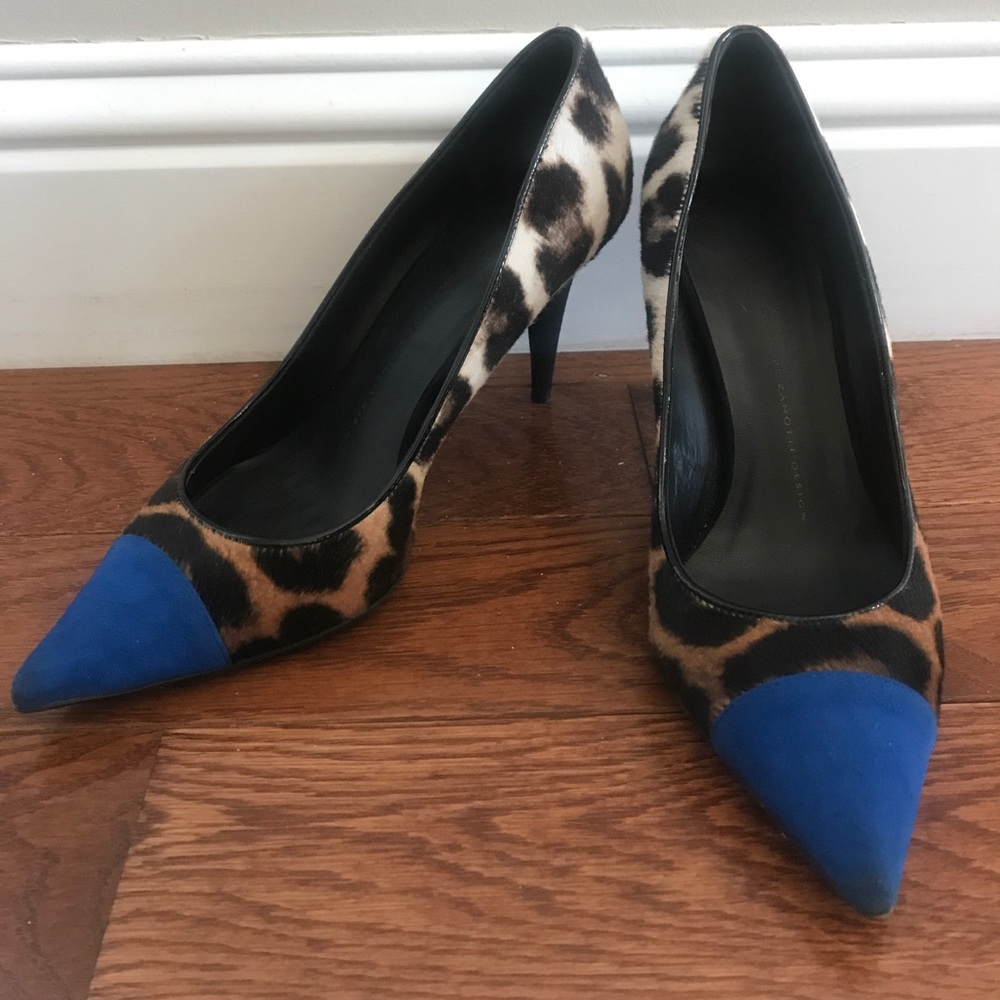 Giuseppe Zanotti Leopard Print Suede Cap-Toe Pump