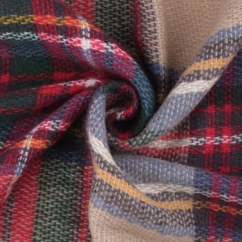 ❄️TAN TARTAN PLAID BLANKET SCARF-NEW❄️ - Picture 2 of 3