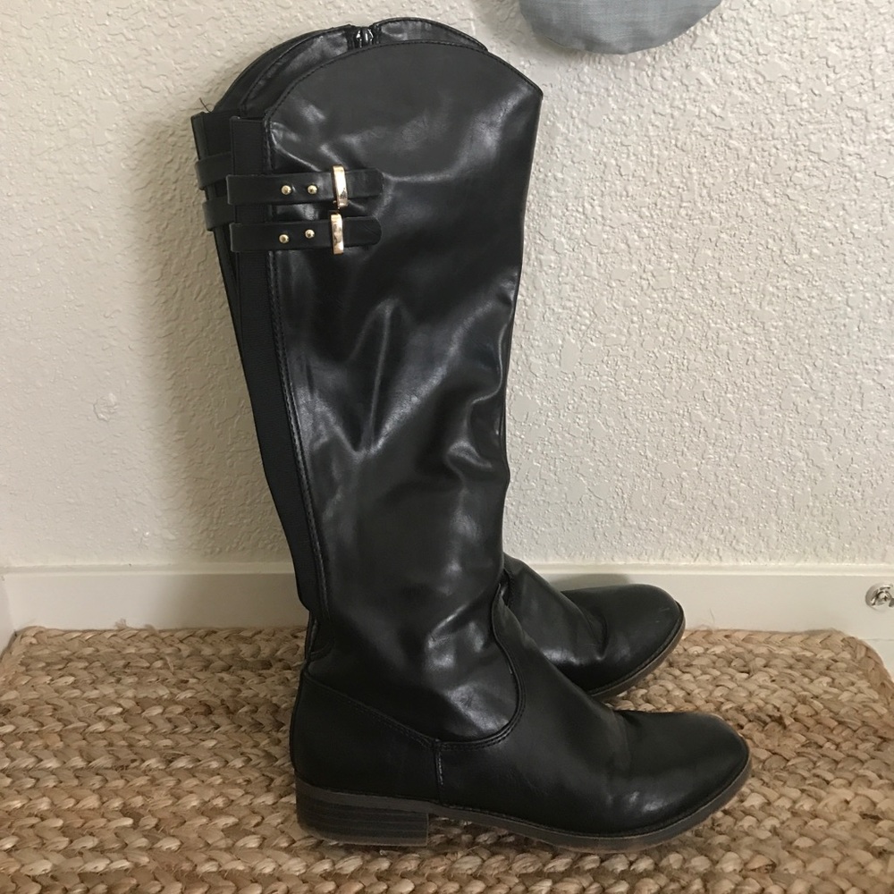 Black riding boots