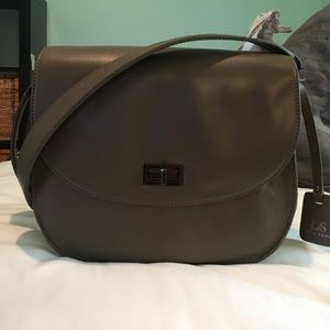 Lo & Sons DSLR camera bag