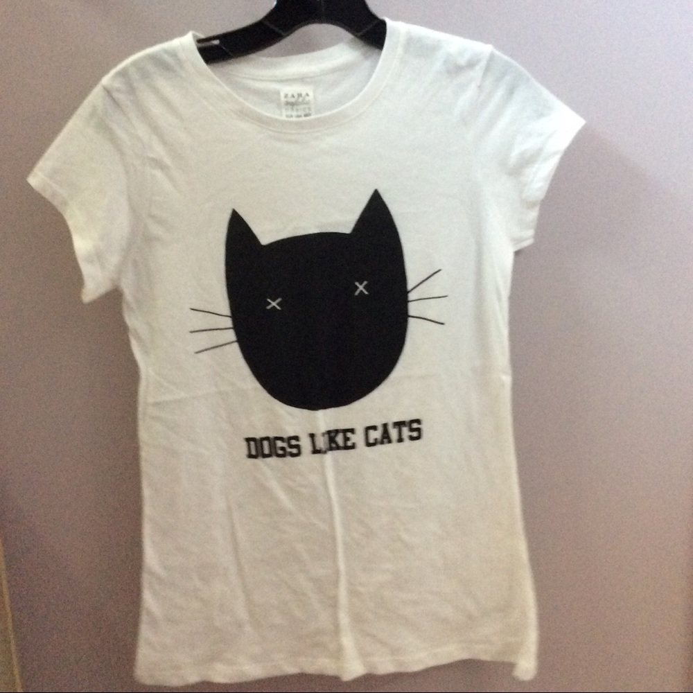 Zara Dogs Like Cats Tee