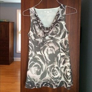 Banana Republic sleeveless tank / shell