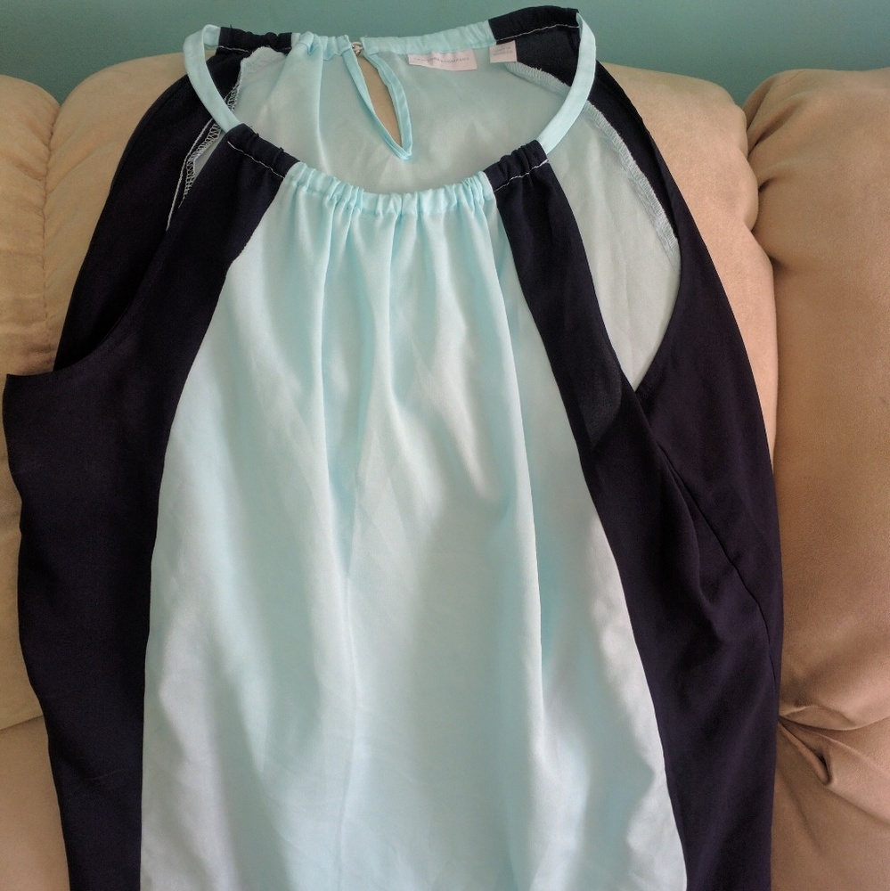 New York and company super cute sleeveless top