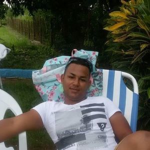 Meet your Posher, Adonis yunior