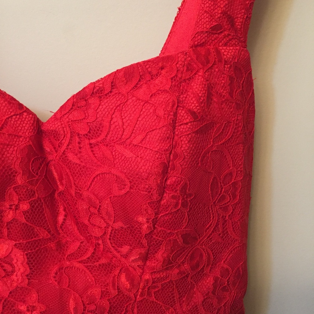 Stunning Red Lace Formal Dress