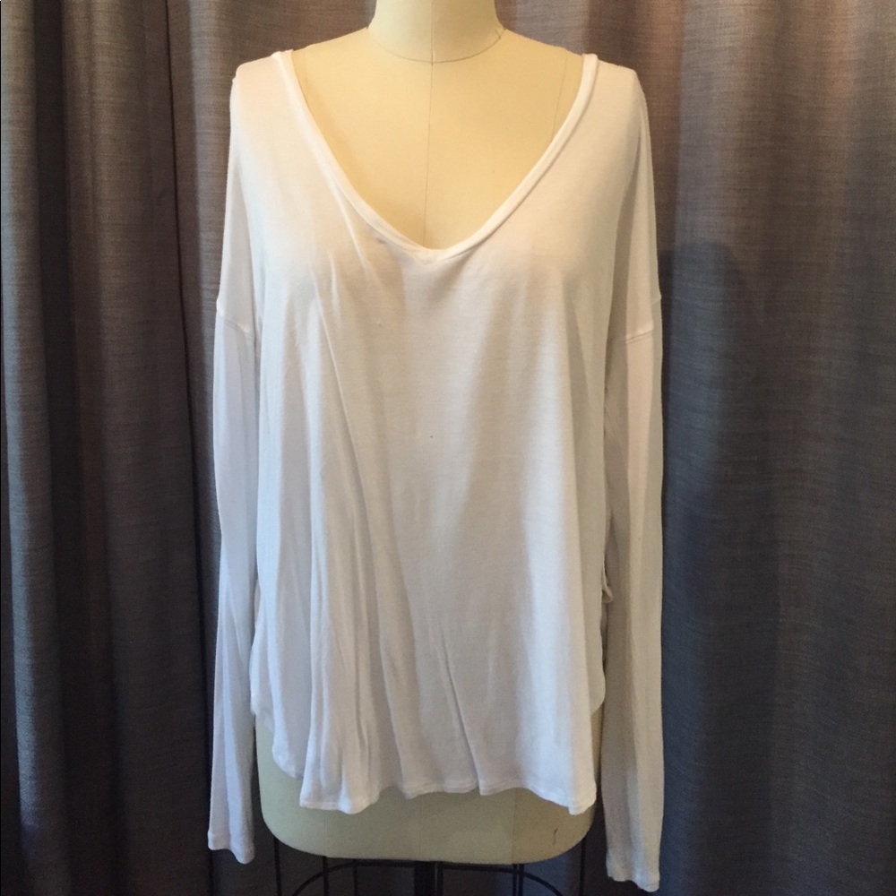 White long sleeve t