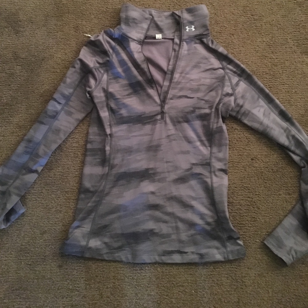 Underarmour pull over