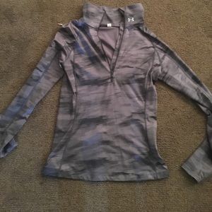 Underarmour pull over