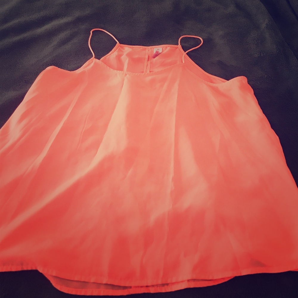 No boundaries tank bright orange