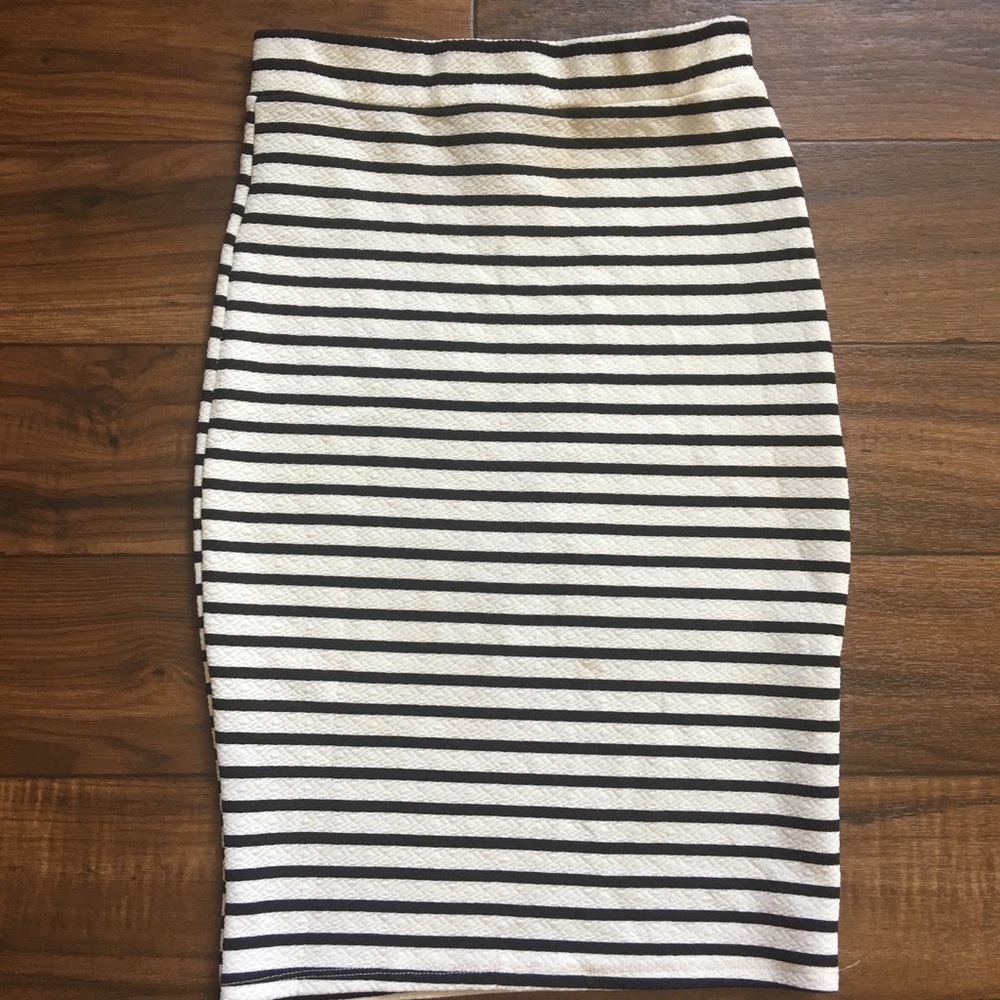 Pencil skirt