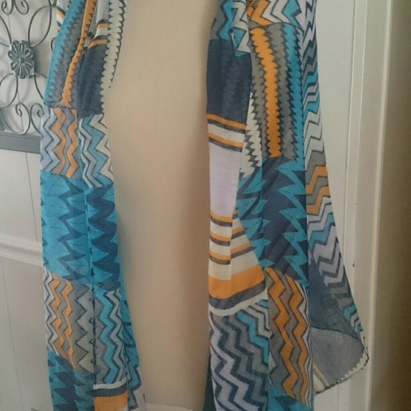 Scarf - Picture 2 of 3