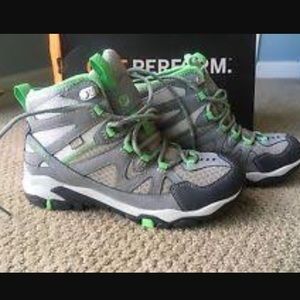 New MERRELL Waterproof Hiking Boots Wild Dove Sz7