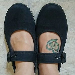 Dr. Martens canvas maryjanes