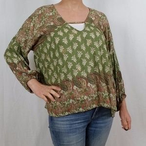Angie Tops - Peasant style blouse top size large. Angie Tops - Peasant style blouse top size large.