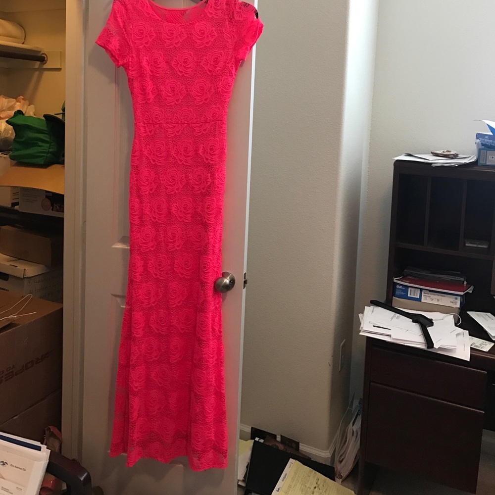 Amazing dress! Perfect condition and open back