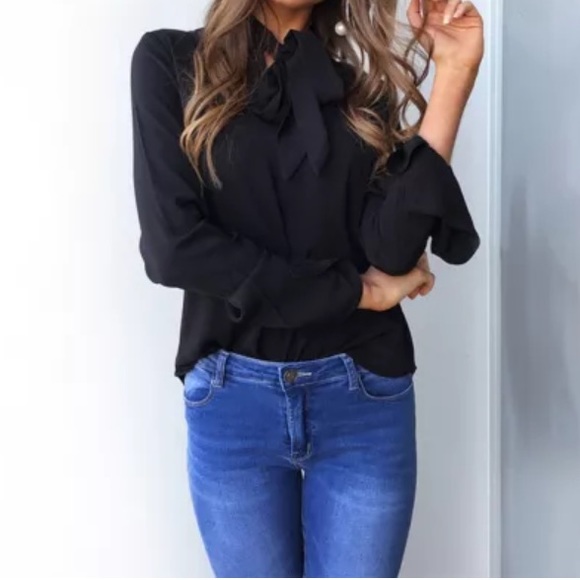 Sophisticated Long sleeve blouse w/front bow tie - Picture 5 of 8