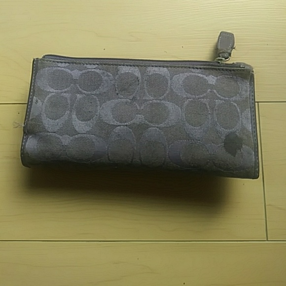 Coach Wallet - Picture 2 of 3