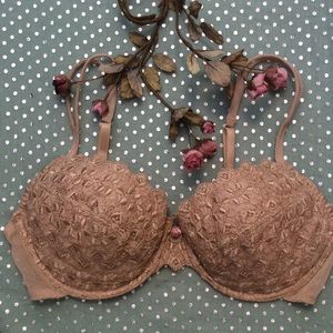 VICTORIA'S SECRET BRA AND PANTIE SET 🎀