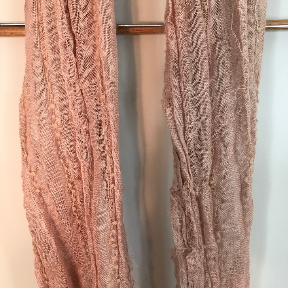 Scarf - Picture 3 of 4