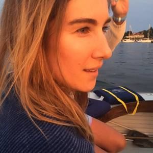 Meet your Posher, Clara