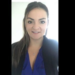 Meet your Posher, Hallie