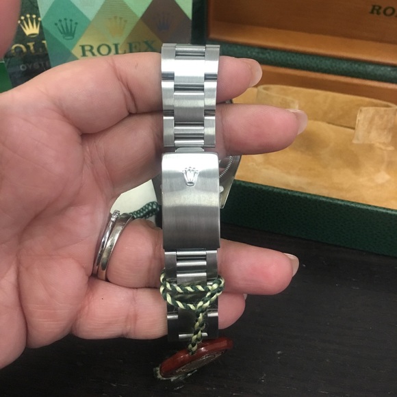 Pre Owned Rolex Datejust 16200 Box and Papers - Picture 4 of 5