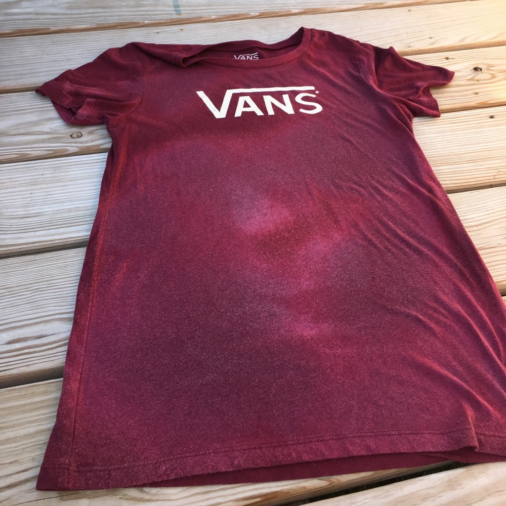Vans maroon top