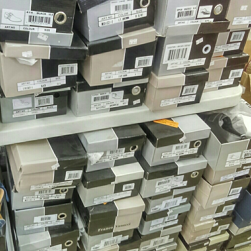 Men's dress shoe