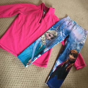 🌟BUNDLE⭐️ Anna & Elsa leggings, and zip up