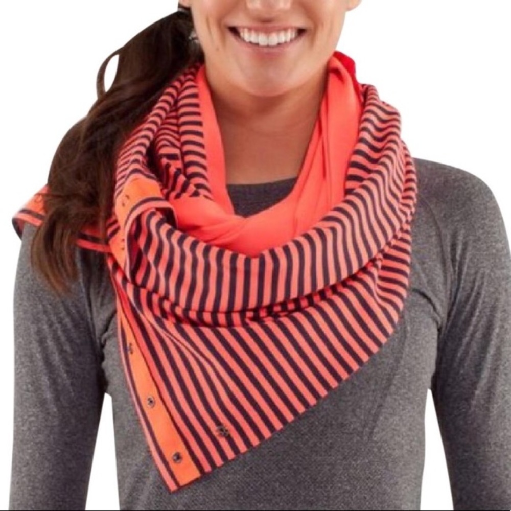 Lululemon Vinyasa Scarf