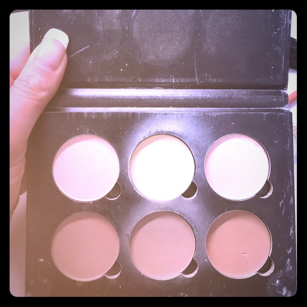 Anastasia contour kit