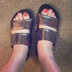 Vince slip on sandals