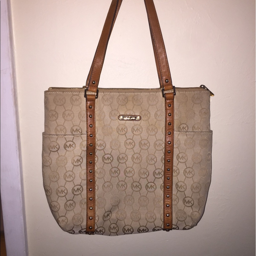 Michael Kors purse