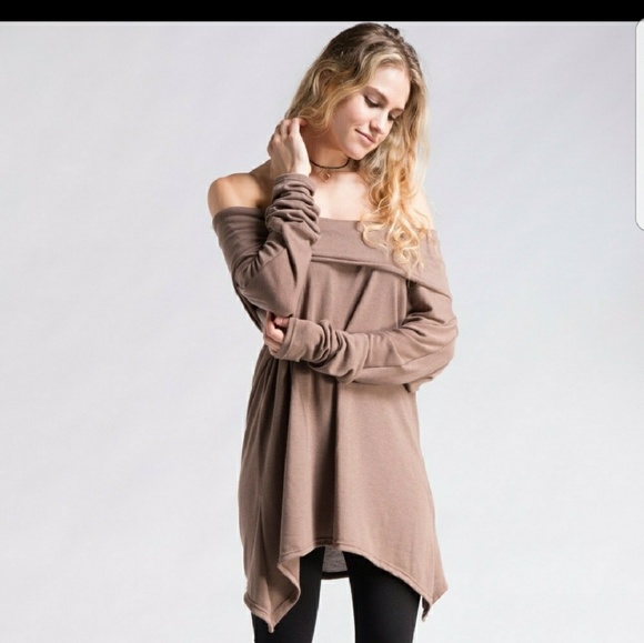 💜New Oversized off shoulder tunic - Picture 2 of 4