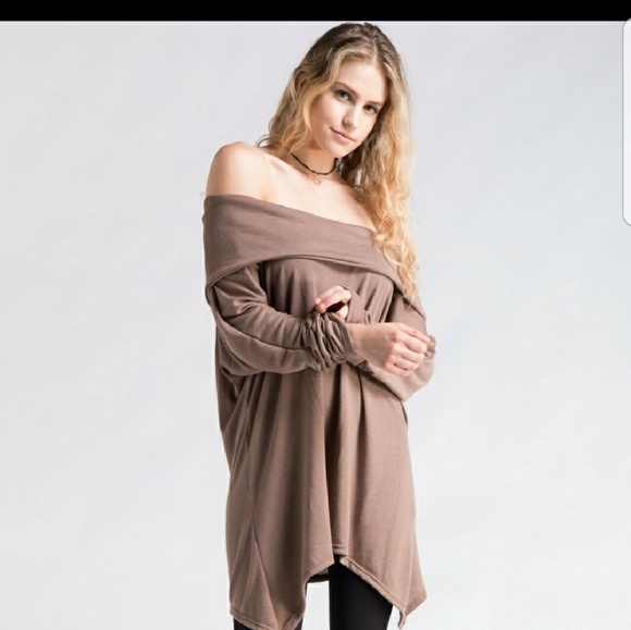 💜New Oversized off shoulder tunic - Picture 3 of 4
